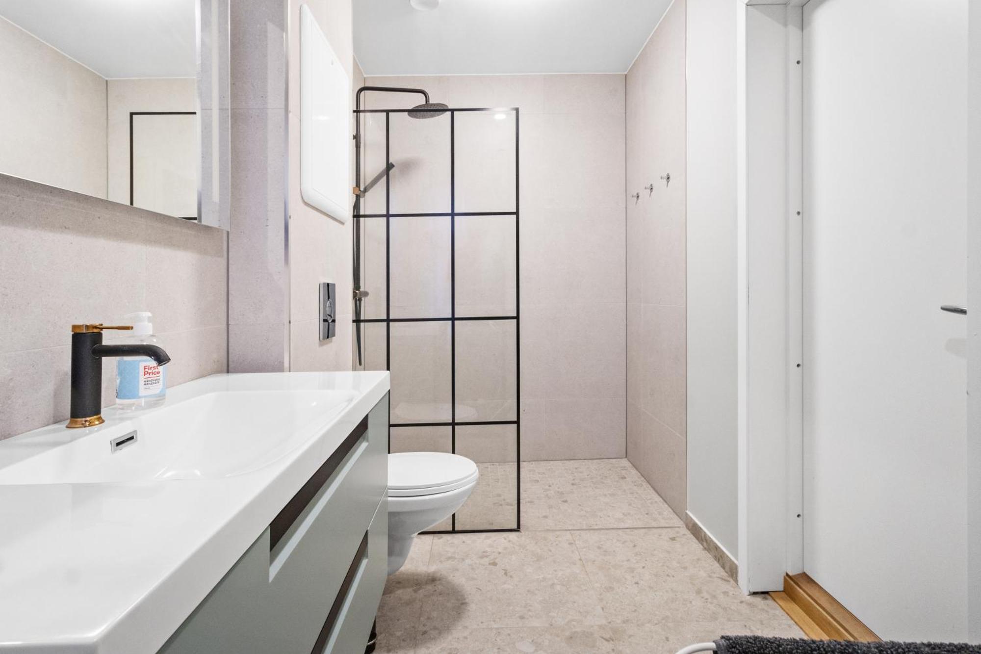 Elegant Urban Apartment Μπέργκεν Εξωτερικό φωτογραφία